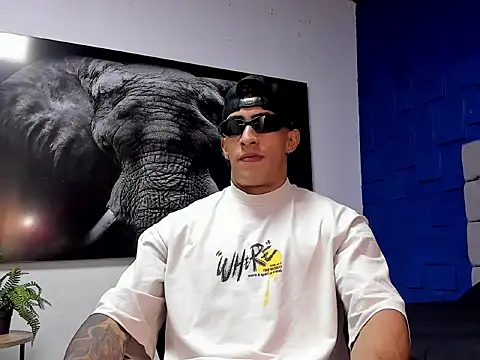 adrian ray online show from November 29, 2025, 12:27 pm