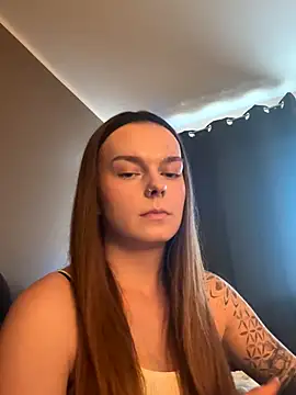 Snapshot of LisaFreier chatting on September 21, 2025, 12:10 pm LisaFreier online show from September 21, 2025, 12:10 pm