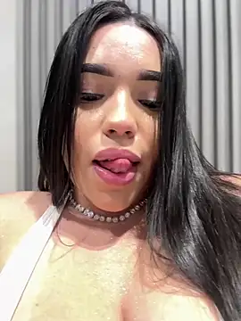 SofiaWildee online show from June 11, 2026, 12:32 am