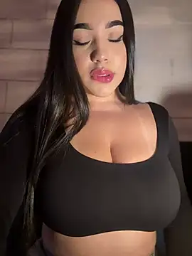 Snapshot of SofiaWildee chatting on February 8, 2026, 2:31 am SofiaWildee online show from February 8, 2026, 2:31 am