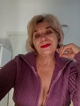 52MiaLove02 online show from December 16, 2025, 5:44 am