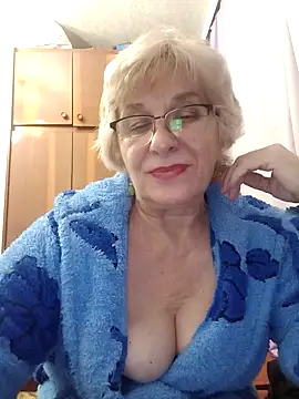 52MiaLove02 online show from January 6, 2026, 5:50 pm