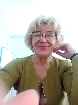 52MiaLove02 online show from November 14, 2025, 5:55 am