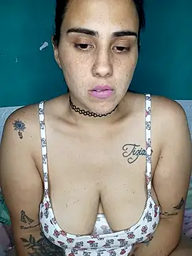 Snapshot of kariciasecreta chatting on November 19, 2025, 4:56 am kariciasecreta online show from November 19, 2025, 4:56 am