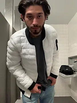 pitudo1313wuero online show from February 2, 2026, 10:09 pm