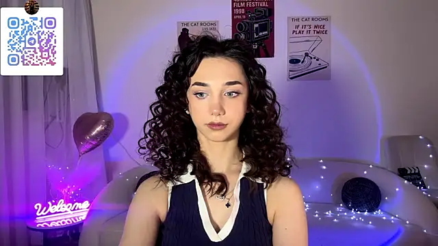 LinaMour online show from June 16, 2026, 10:10 pm