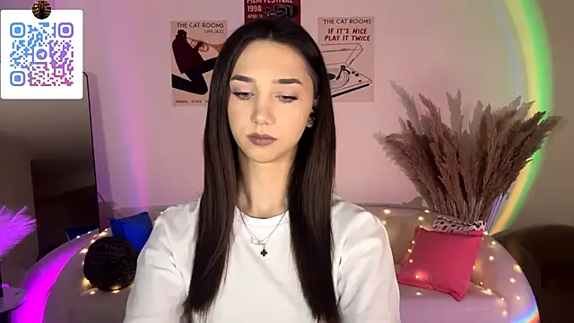 LinaMour online show from June 28, 2026, 10:16 pm