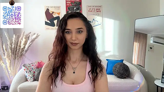 LinaMour online show from July 14, 2026, 3:00 am