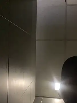 fitsexyman online show from December 22, 2025, 5:51 am