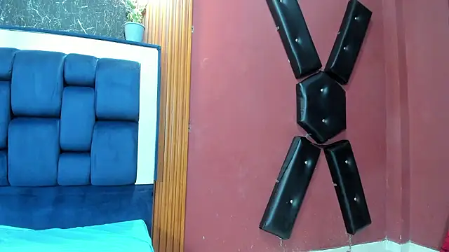 JisooLuv online show from February 3, 2026, 7:41 pm