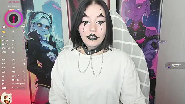 MargarettRose online show from October 28, 2025, 3:40 am