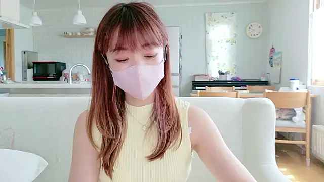 Snapshot of SUZU_1201 chatting on May 28, 2026, 12:40 am SUZU 1201 online show from May 28, 2026, 12:40 am