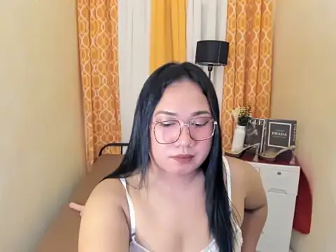 TsUncutKaren online show from March 25, 2026, 5:23 pm