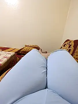 Snapshot of Charmota_sexi chatting on October 19, 2025, 12:41 pm Charmota sexi online show from October 19, 2025, 12:41 pm