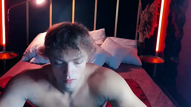 ChaseMuscular online show from September 19, 2025, 10:30 am