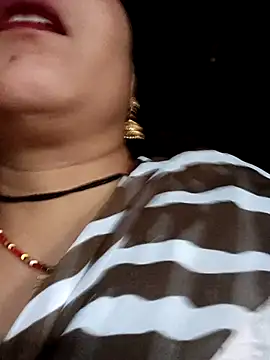 Priya tyagi online show from October 16, 2025, 10:34 am