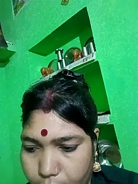 Priya tyagi online show from October 19, 2025, 11:29 pm