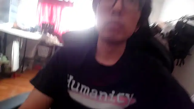 AsianLoveTony online show from April 16, 2026, 11:51 pm