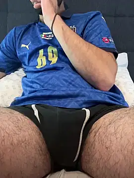 Snapshot of Ggscrotos chatting on September 26, 2025, 10:11 am Ggscrotos online show from September 26, 2025, 10:11 am