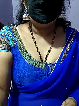 Snapshot of luci-queen chatting on October 12, 2025, 6:31 pm luci-queen online show from October 12, 2025, 6:31 pm