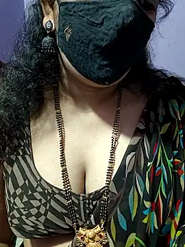 Snapshot of luci-queen chatting on October 12, 2025, 6:26 am luci-queen online show from October 12, 2025, 6:26 am