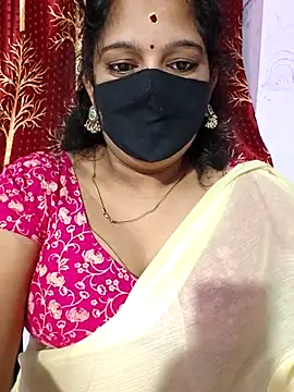 Snapshot of luci-queen chatting on September 26, 2025, 6:48 pm luci-queen online show from September 26, 2025, 6:48 pm