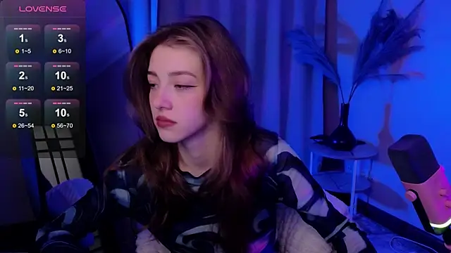 AstraMist online show from September 25, 2025, 2:12 pm