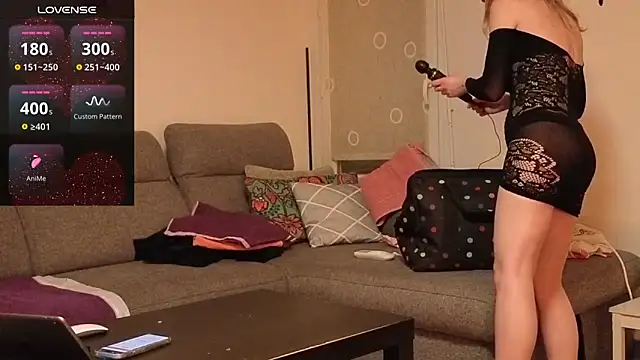 Snapshot of chatting on February 11, 2026, 9:47 pm online show from February 11, 2026, 9:47 pm