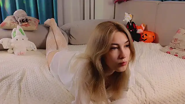 AngelicRice online show from October 27, 2025, 11:11 am