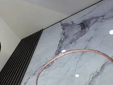 Snapshot of CamelyHott chatting on February 24, 2026, 2:23 am CamelyHott online show from February 24, 2026, 2:23 am