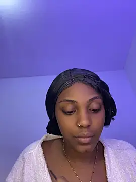 Snapshot of zaracollins01 chatting on July 8, 2026, 5:57 pm zaracollins01 online show from July 8, 2026, 5:57 pm