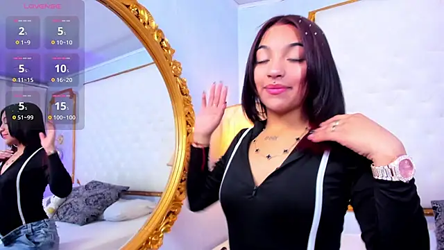 Manelyk evanss  online show from November 11, 2025, 11:16 am