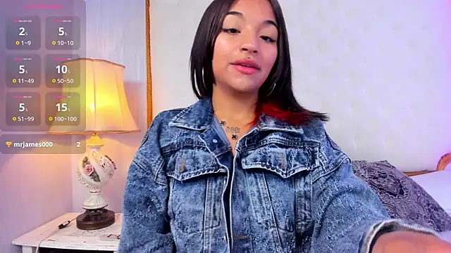 Manelyk evanss  online show from October 11, 2025, 11:33 am