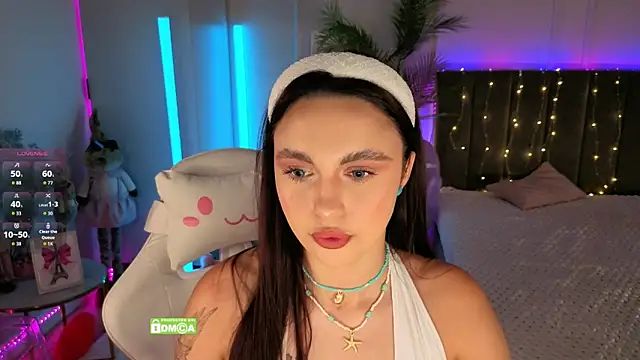 Leri Star online show from May 18, 2026, 1:38 pm