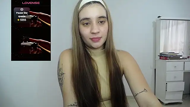 Ambar lynn online show from October 18, 2025, 5:59 pm