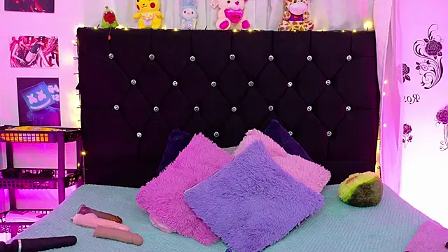 lizz bela1 online show from October 9, 2025, 9:37 pm