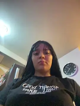 Snapshot of tony_and_katy chatting on February 15, 2026, 1:39 am tony and katy online show from February 15, 2026, 1:39 am