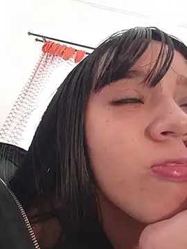 Snapshot of tony_and_katy chatting on February 16, 2026, 1:32 pm tony and katy online show from February 16, 2026, 1:32 pm