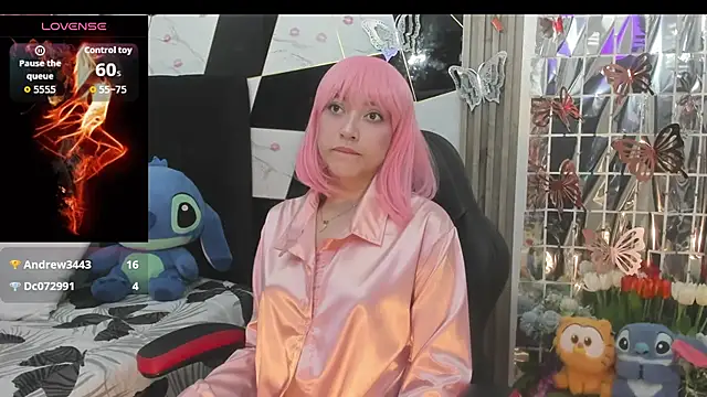 sophia arevalo online show from March 24, 2026, 2:33 am