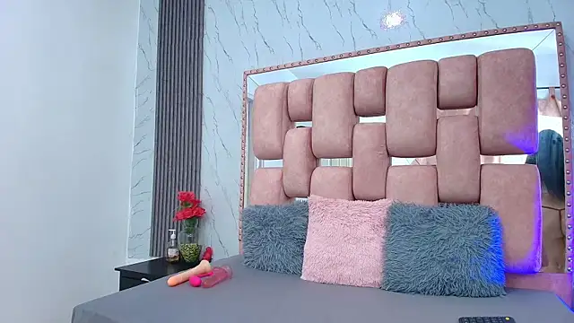 Snapshot of SofiaSommers chatting on September 8, 2025, 8:08 pm SofiaSommers online show from September 8, 2025, 8:08 pm