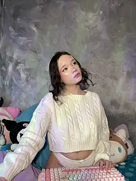 sukubo   online show from April 17, 2026, 6:49 am
