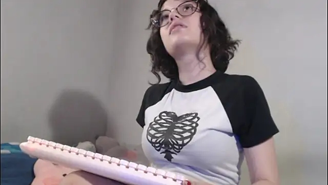 sukubo   online show from October 22, 2025, 5:56 pm