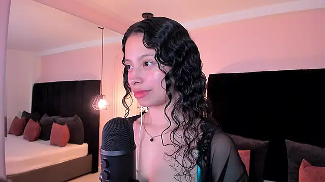 selene rousse online show from October 16, 2025, 3:37 am
