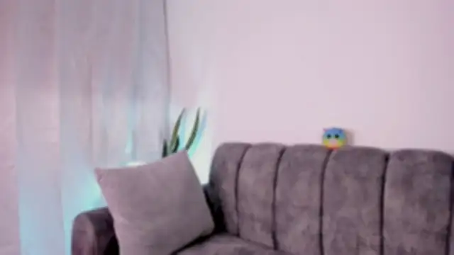 samiradoll online show from March 23, 2026, 3:28 am