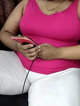 Cute Pagli online show from October 16, 2025, 9:28 am