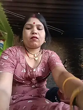 Snapshot of Rashili_jaan chatting on July 14, 2026, 10:43 am Rashili jaan online show from July 14, 2026, 10:43 am