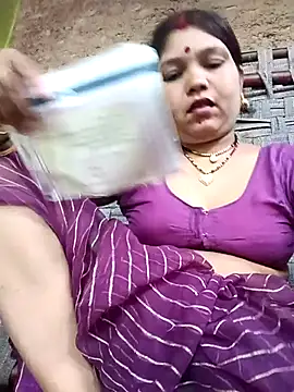 Snapshot of Rashili_jaan chatting on July 13, 2026, 10:03 am Rashili jaan online show from July 13, 2026, 10:03 am