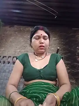 Snapshot of Rashili_jaan chatting on July 8, 2026, 1:41 am Rashili jaan online show from July 8, 2026, 1:41 am