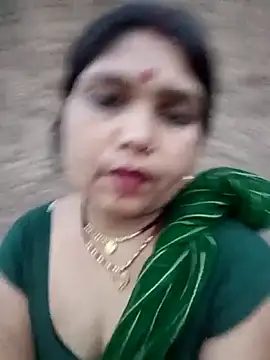 Snapshot of Rashili_jaan chatting on June 16, 2026, 1:44 pm Rashili jaan online show from June 16, 2026, 1:44 pm
