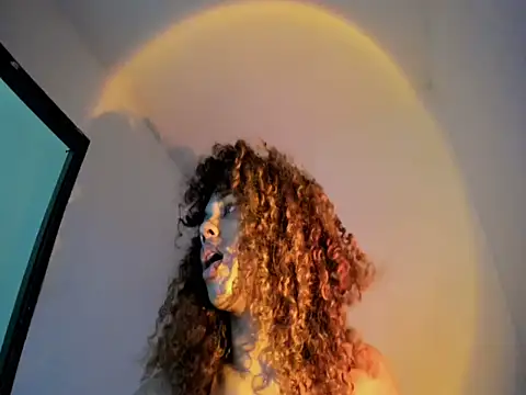 Snapshot of calliedemon_ chatting on May 14, 2026, 11:57 pm calliedemon online show from May 14, 2026, 11:57 pm